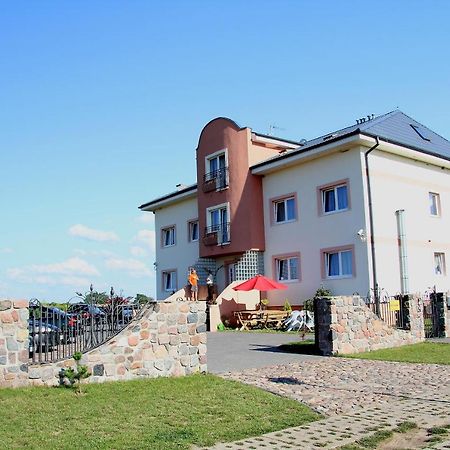 レバル Eurobaltyk Bed & Breakfast エクステリア 写真